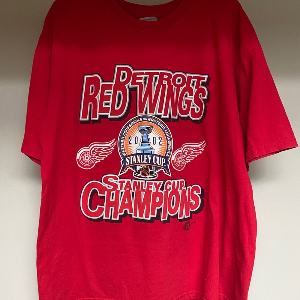 2002 Detroit Red Wings Stanley Cup Tee